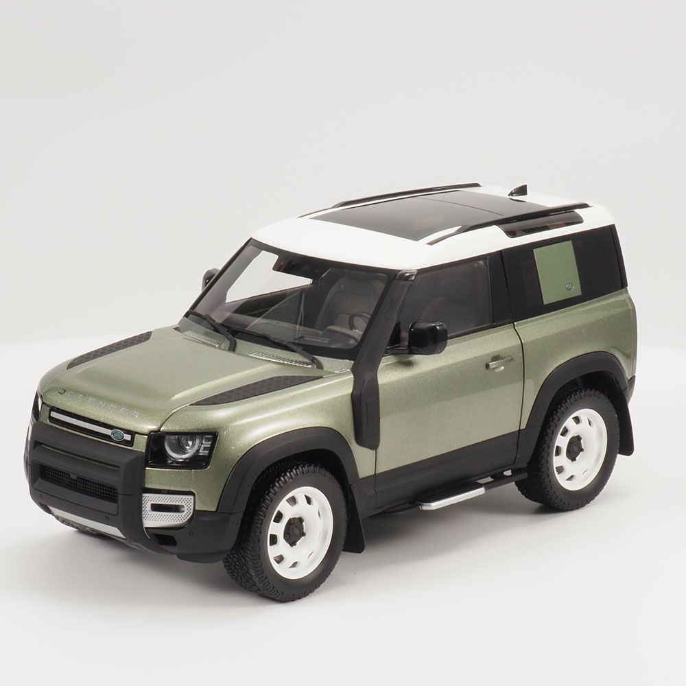 Defender 90 Modellauto im Maßstab 1:18 – pangea green