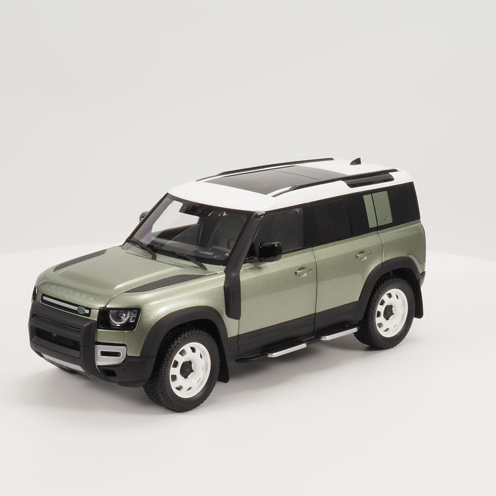 Modellino Defender 110 scala 1/18 - pangea green